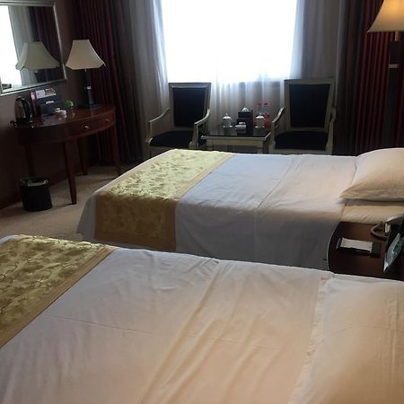 Yunheng Hotel Neijiang 외부 사진