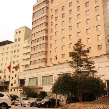 Yunheng Hotel Neijiang 외부 사진