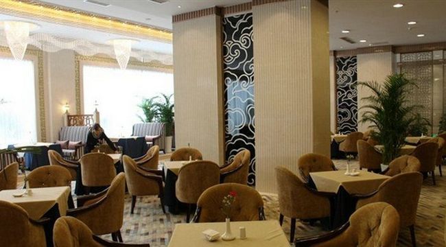 Yunheng Hotel Neijiang 레스토랑 사진